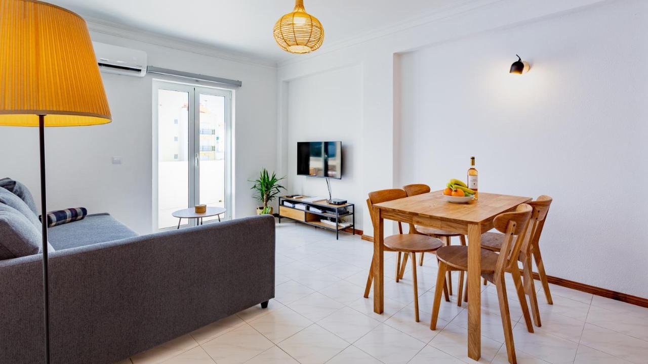 Bright 1Bdr Apartment W/Balcony By Lovelystay Vila Real de Santo António Exteriér fotografie