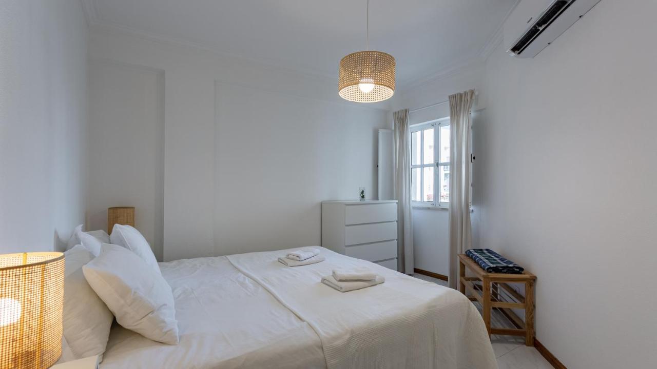 Bright 1Bdr Apartment W/Balcony By Lovelystay Vila Real de Santo António Exteriér fotografie